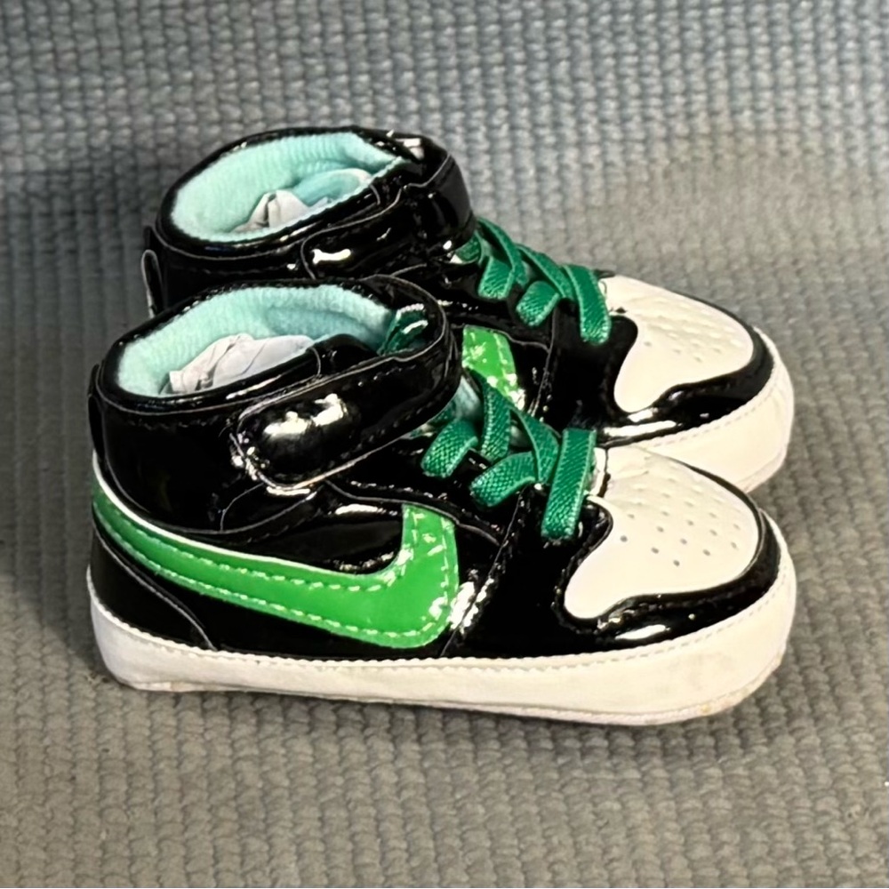 Infant Fashion‎ Baby Booties Size 2C